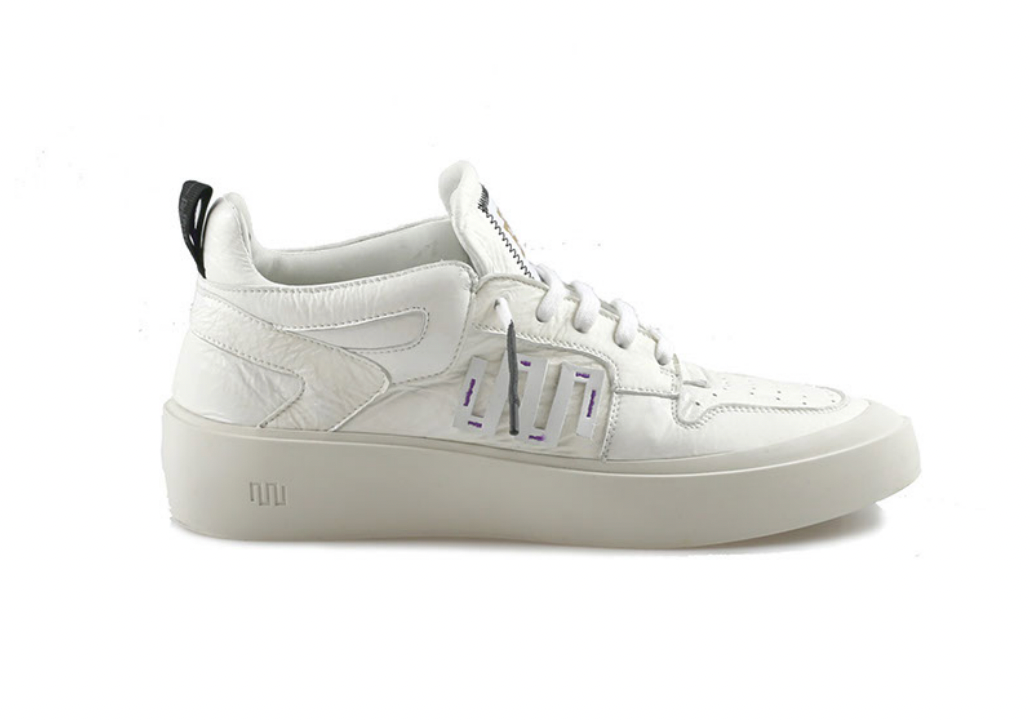 Esseutesse White Mid Top Sneaker